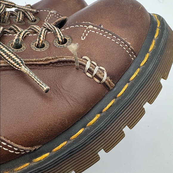 Doc Martens Vintage 8A42 Chunky Lace-up Shoes size 9 vintage Oxford Y2K - Picture 8 of 11